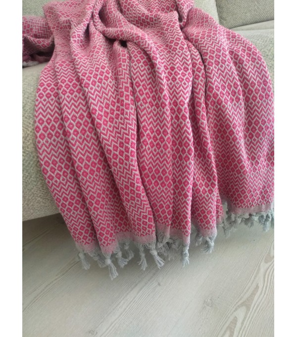Pembe ve Gri Renkli Zincir Desenli Çift Kişilik Pike